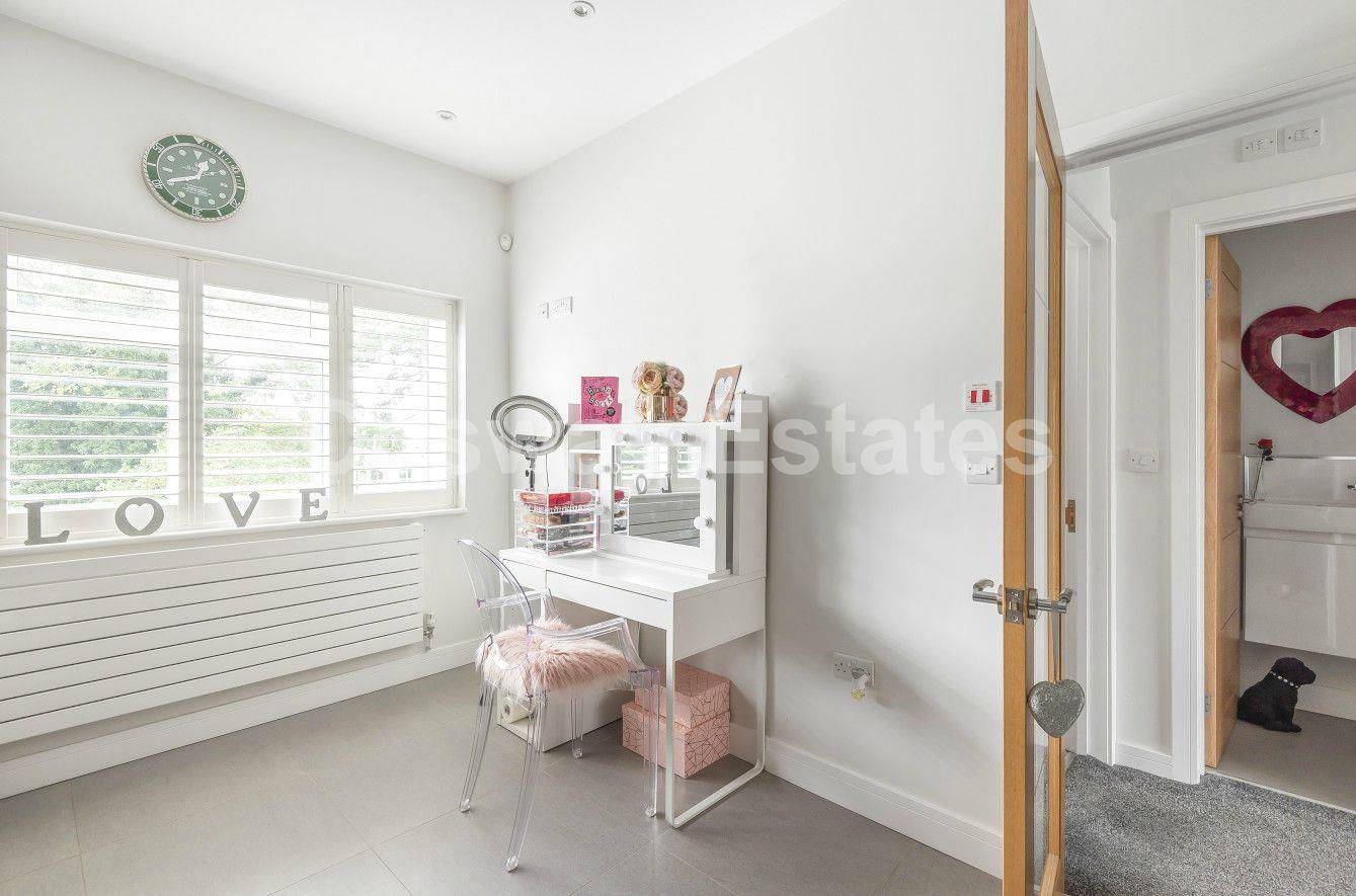 Shakespeare Road, Mill Hill